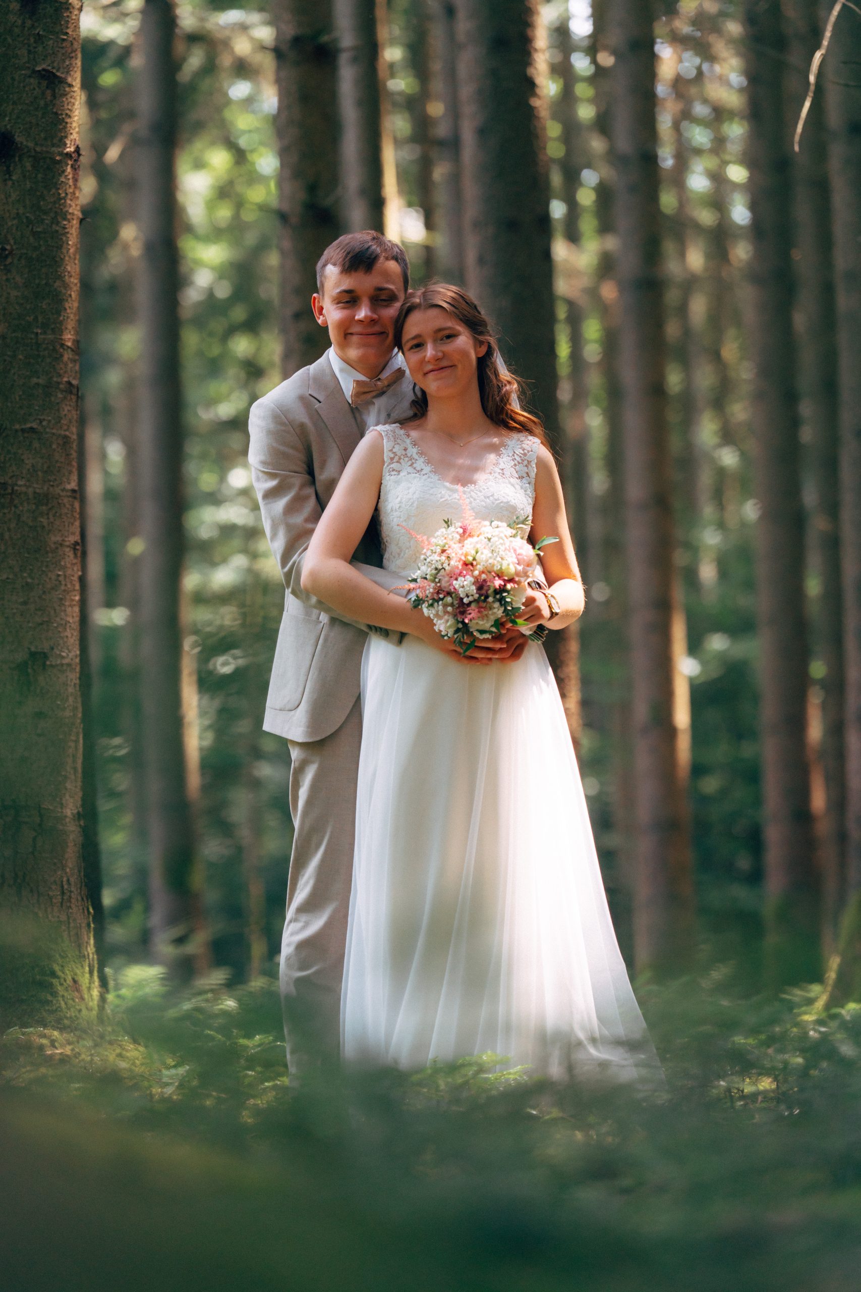 250705 Kirchliche Hochzeit – Hochzeitsreportage Kathrin und Manaël Haas Drop 01 035 RSB07107