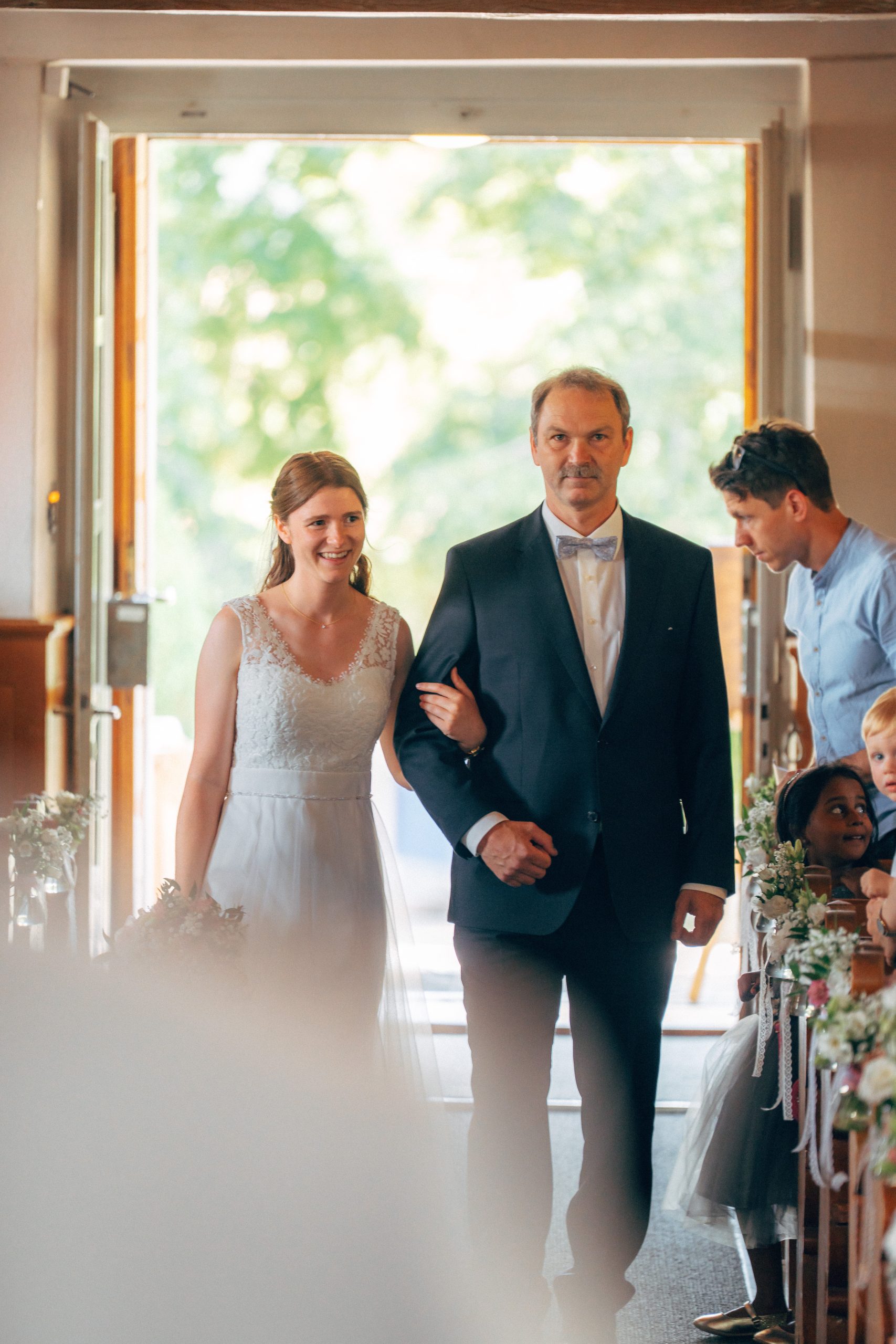 250705 Kirchliche Hochzeit – Hochzeitsreportage Kathrin und Manaël Haas Drop 01 050 RSB07329
