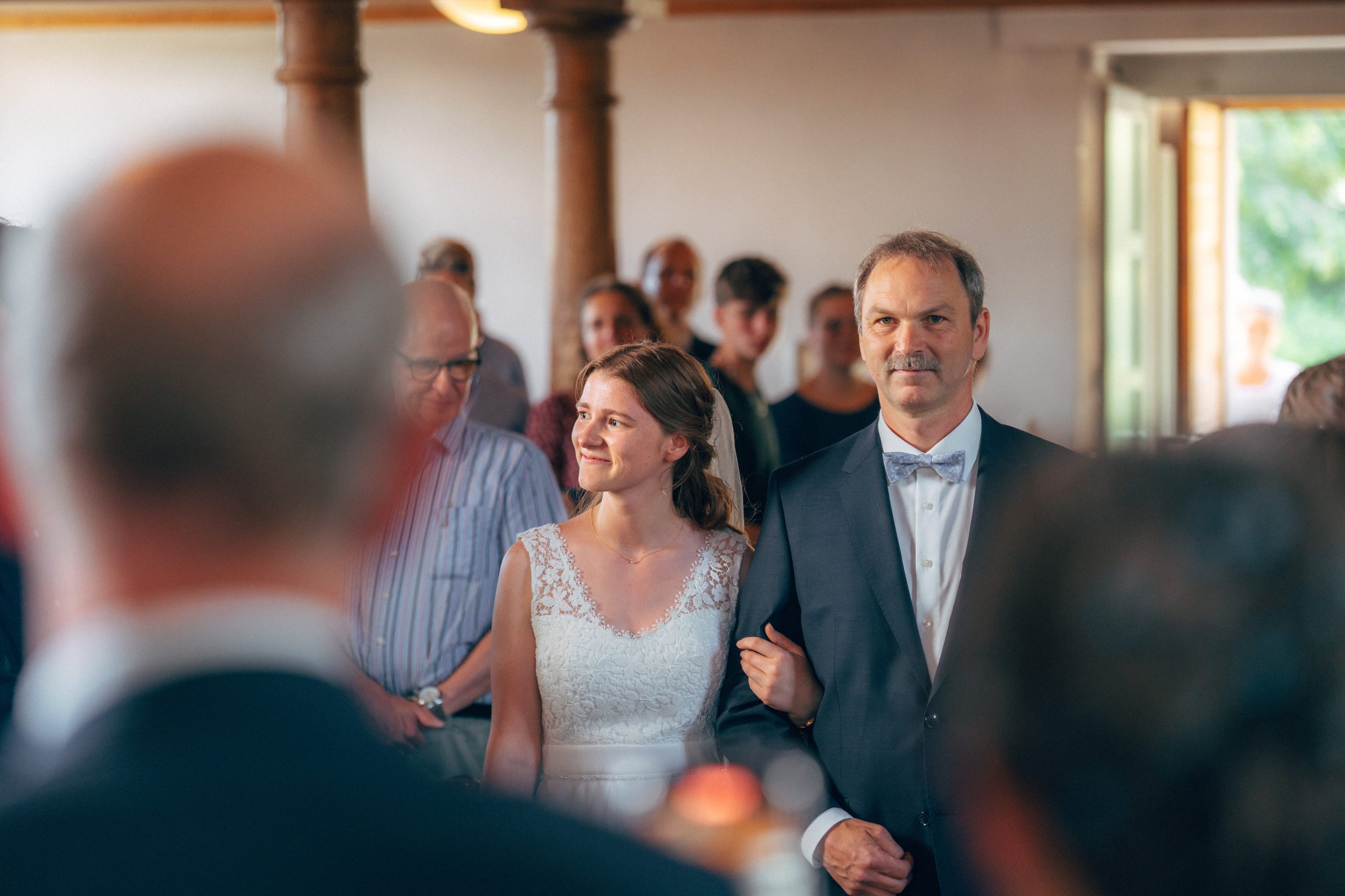 250705 Kirchliche Hochzeit – Hochzeitsreportage Kathrin und Manaël Haas Drop 01 051 RSB07333