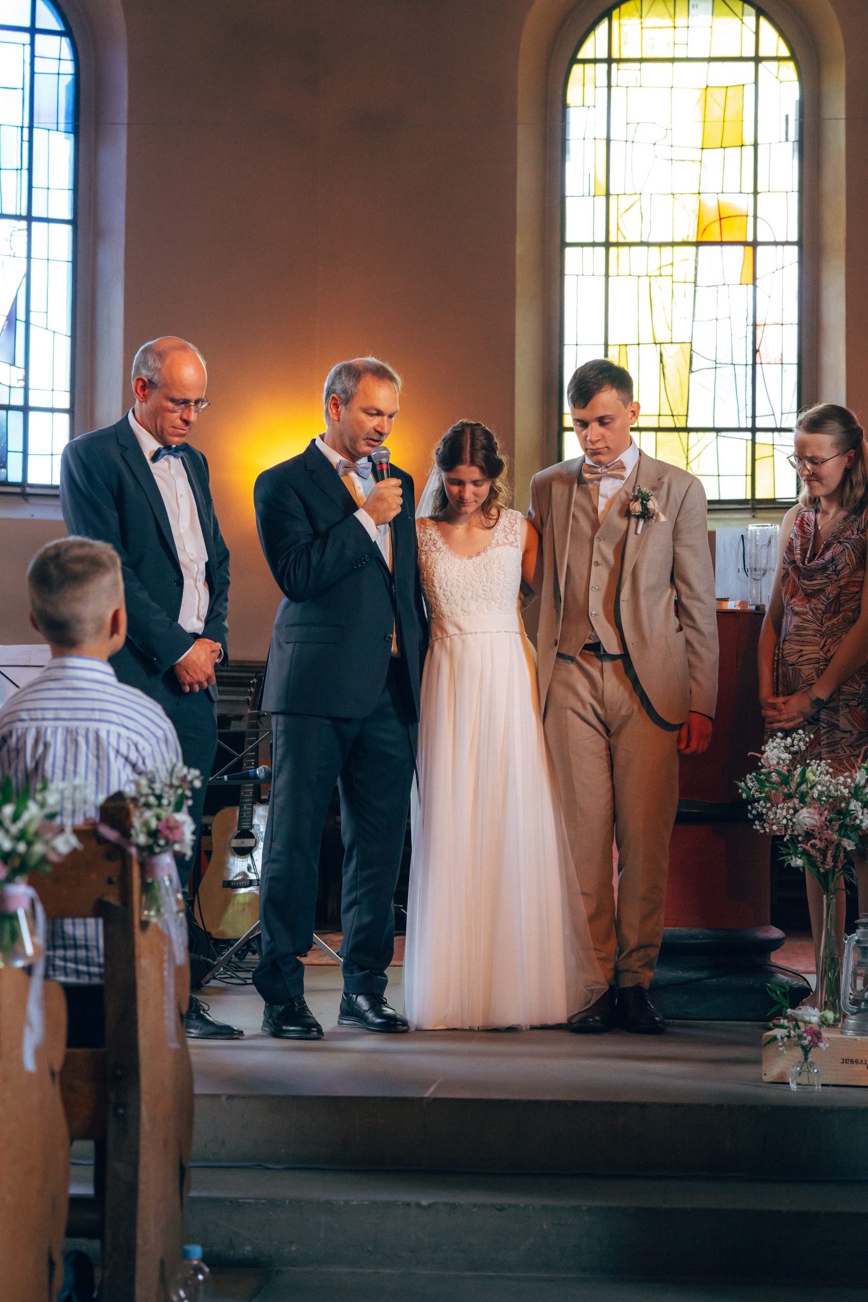 250705 Kirchliche Hochzeit – Hochzeitsreportage Kathrin und Manaël Haas Drop 01 060 RSB07656